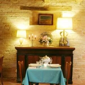 Un angolo della sala da pranzo